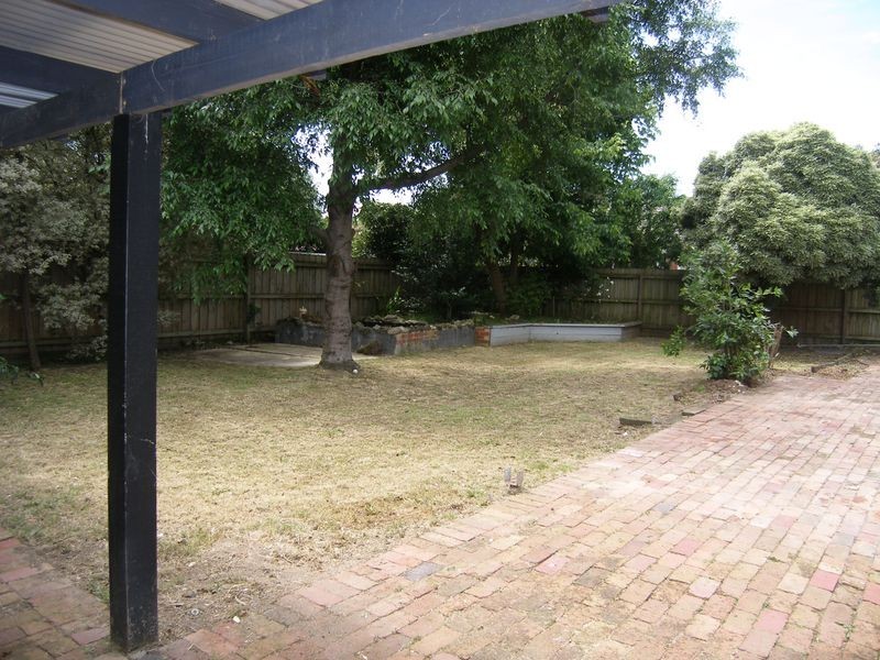 58 Saxonwood Drive, Narre Warren VIC 3805