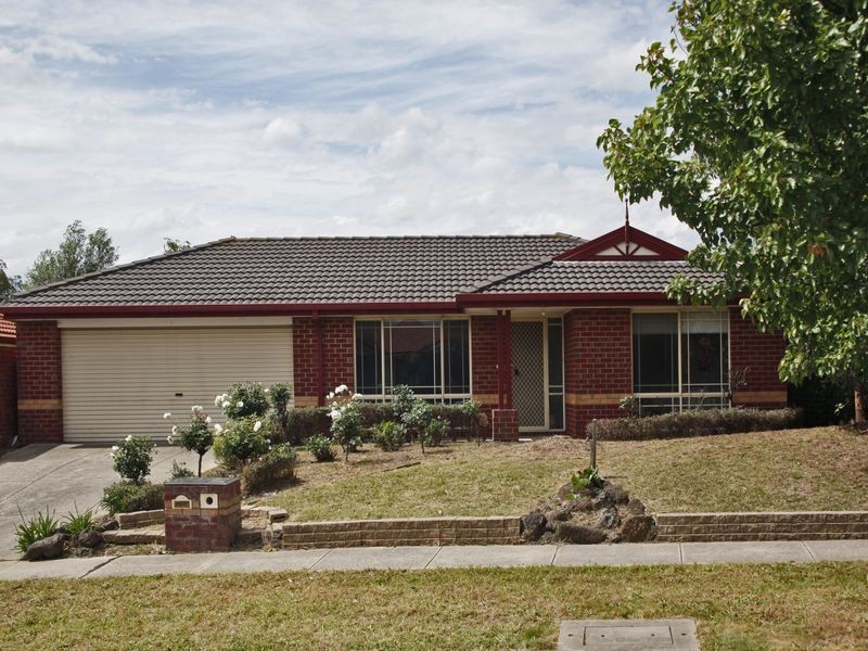 18 Domain Drive, Berwick VIC 3806