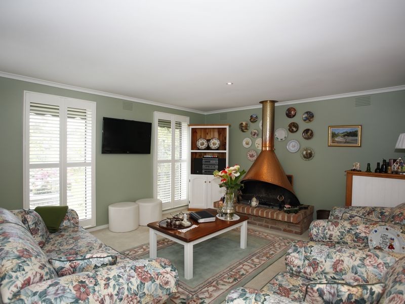 11 Elgin Street, Berwick VIC 3806