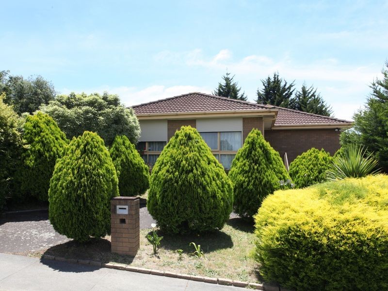 2 Summerlea Road, Narre Warren VIC 3805