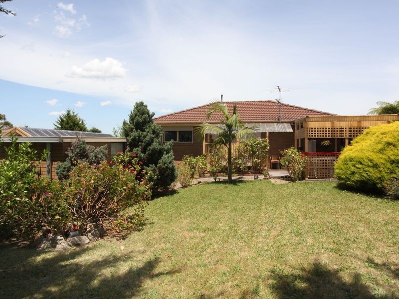 2 Summerlea Road, Narre Warren VIC 3805