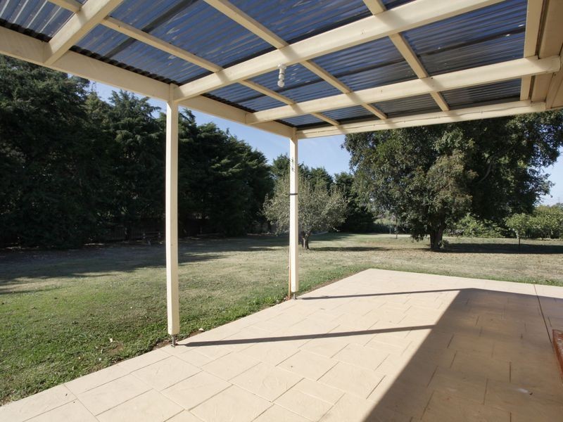 6 Gordon Close, Narre Warren South VIC 3805