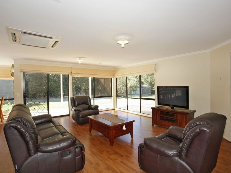 6 Gordon Close, Narre Warren South VIC 3805