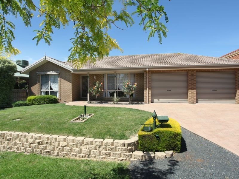 2 Dryden Court, Berwick VIC 3806