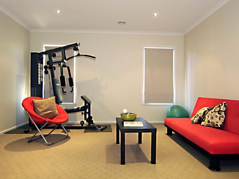 8 Little Gem Way, Berwick VIC 3806