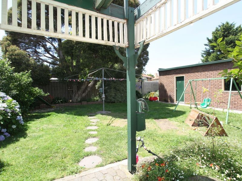 15 Margaret Street, Berwick VIC 3806