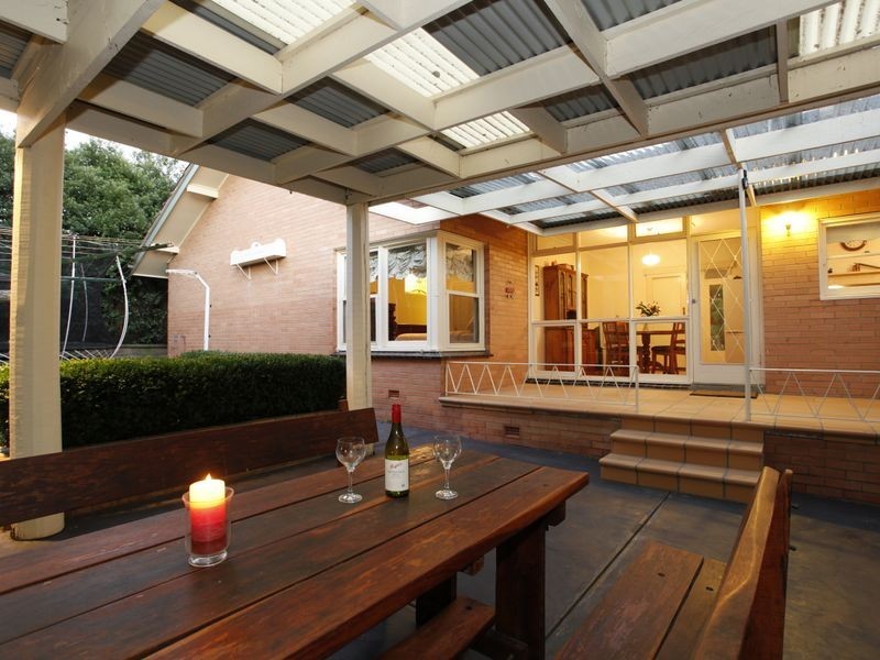 41-43 Manuka Road, Berwick VIC 3806