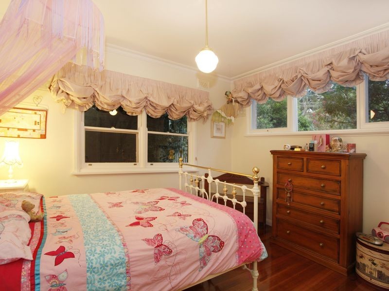 41-43 Manuka Road, Berwick VIC 3806