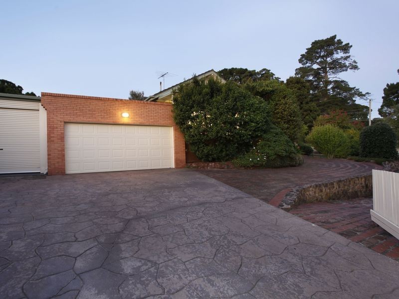 41-43 Manuka Road, Berwick VIC 3806