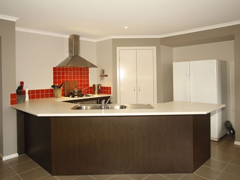 3 Mountain View Circuit, Beaconsfield VIC 3807