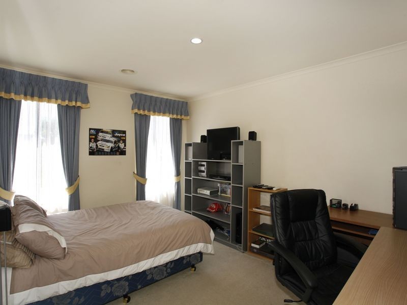 3 Hunt Club Road, Narre Warren South VIC 3805