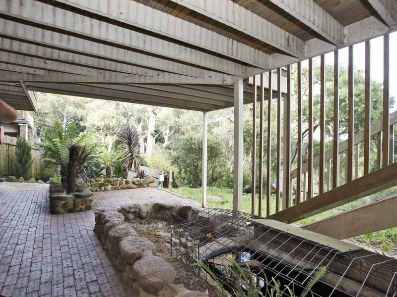 17 Salisbury Road, Beaconsfield Upper VIC 3808