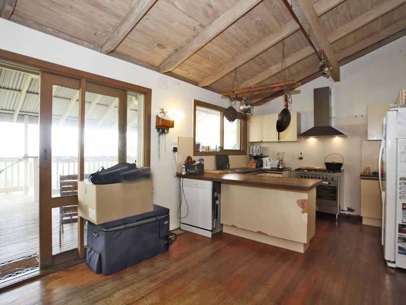 17 Salisbury Road, Beaconsfield Upper VIC 3808