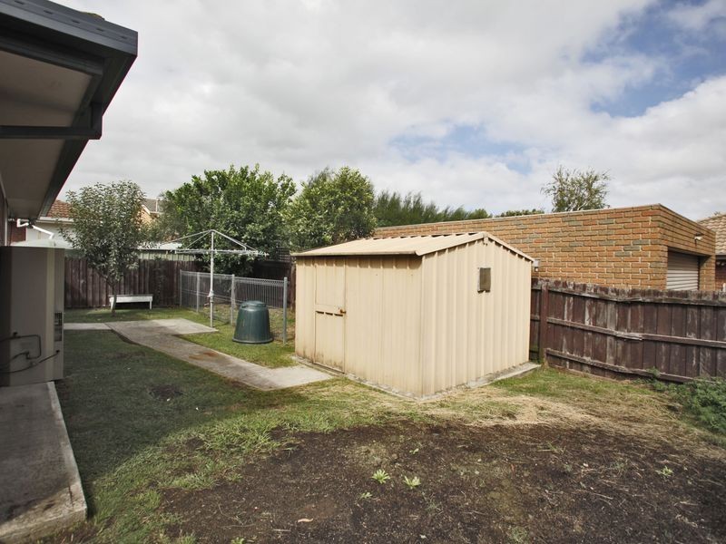 2 Yeramba Retreat, Berwick VIC 3806