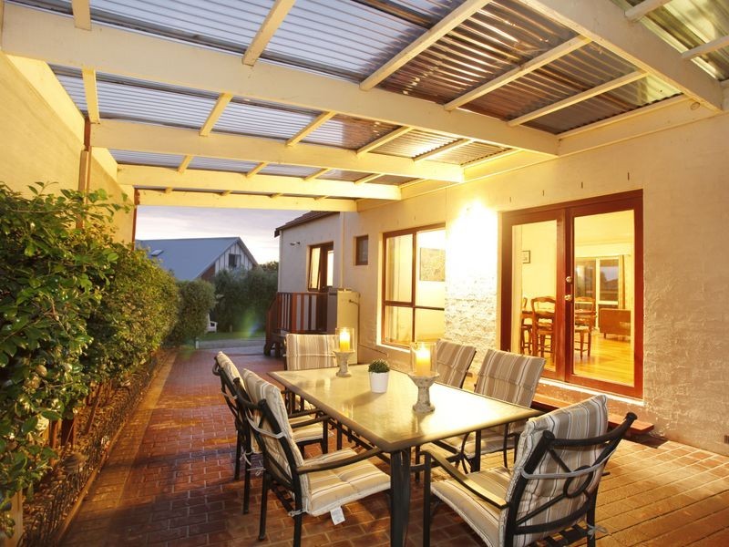 10 Logan Place, Berwick VIC 3806
