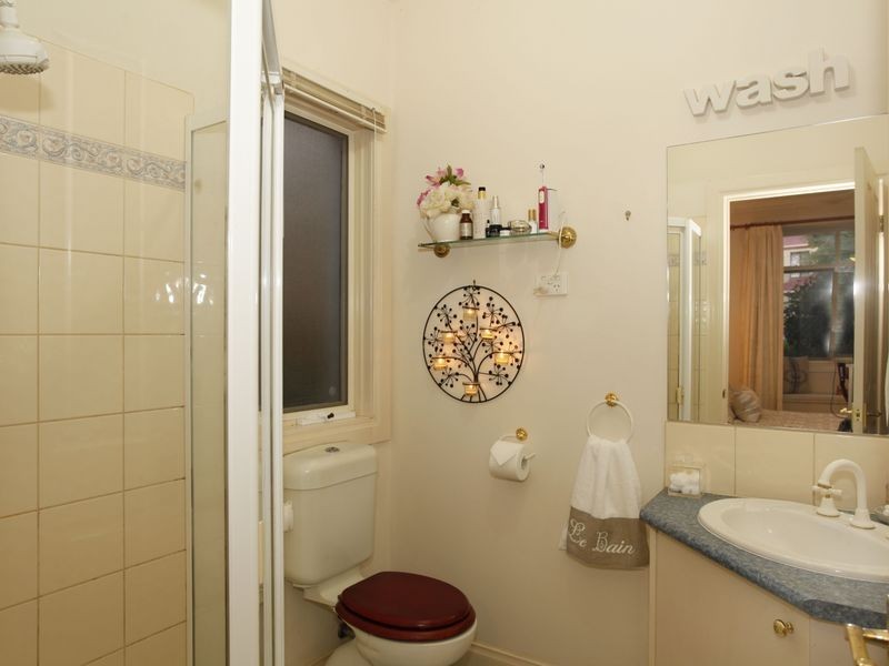 10 Logan Place, Berwick VIC 3806