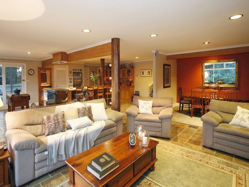 4 Dewhurst Road, Emerald VIC 3782