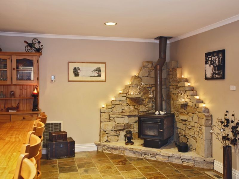 4 Dewhurst Road, Emerald VIC 3782