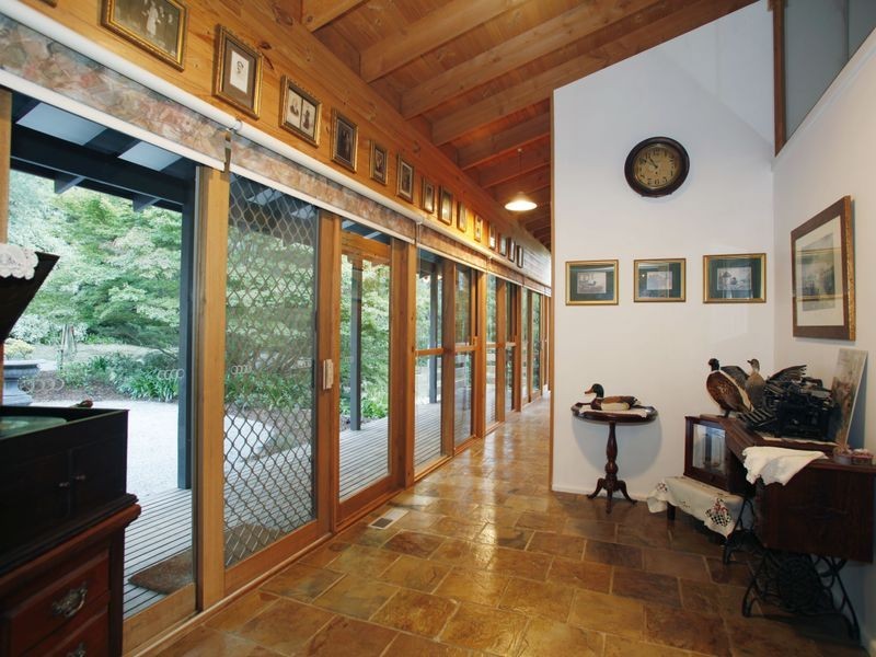 4 Dewhurst Road, Emerald VIC 3782