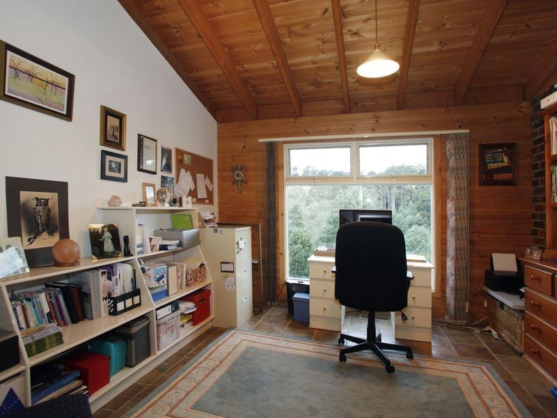 4 Dewhurst Road, Emerald VIC 3782