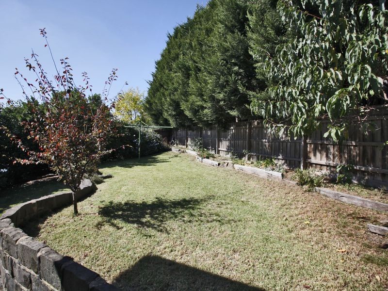 18 Mahon Avenue, Beaconsfield VIC 3807