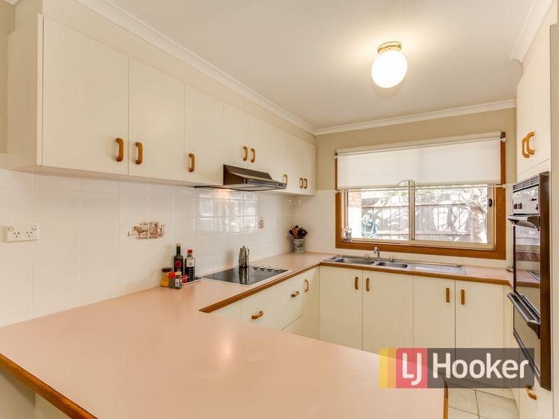 2/27-29 Souter Street, Beaconsfield VIC 3807