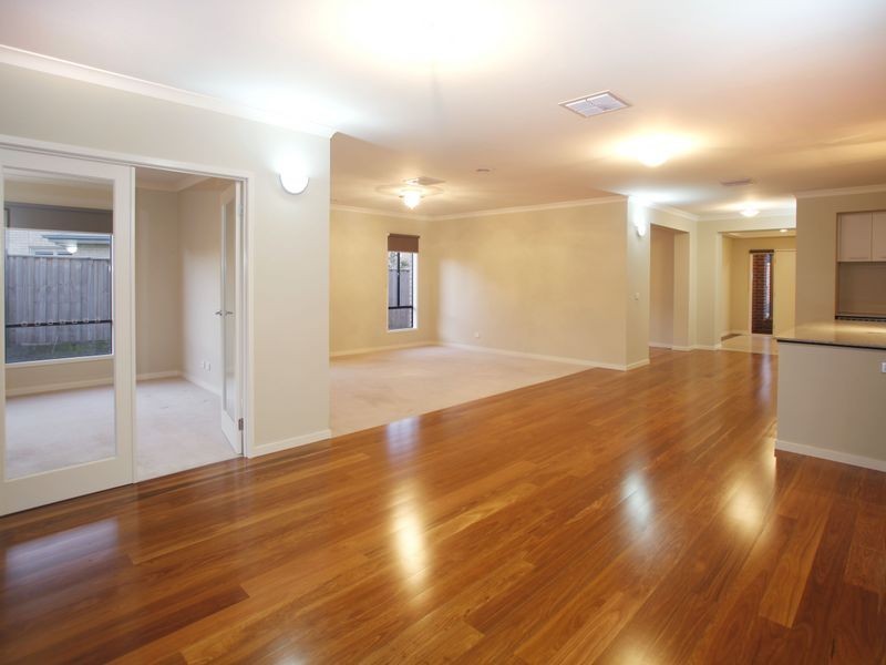 5 Cribb Cove, Narre Warren South VIC 3805