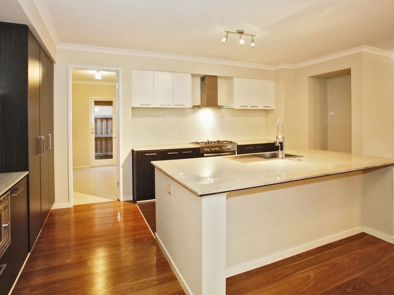 5 Cribb Cove, Narre Warren South VIC 3805