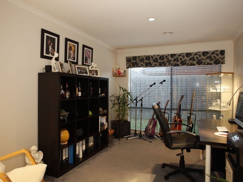 22 Osmington Circle, Narre Warren South VIC 3805