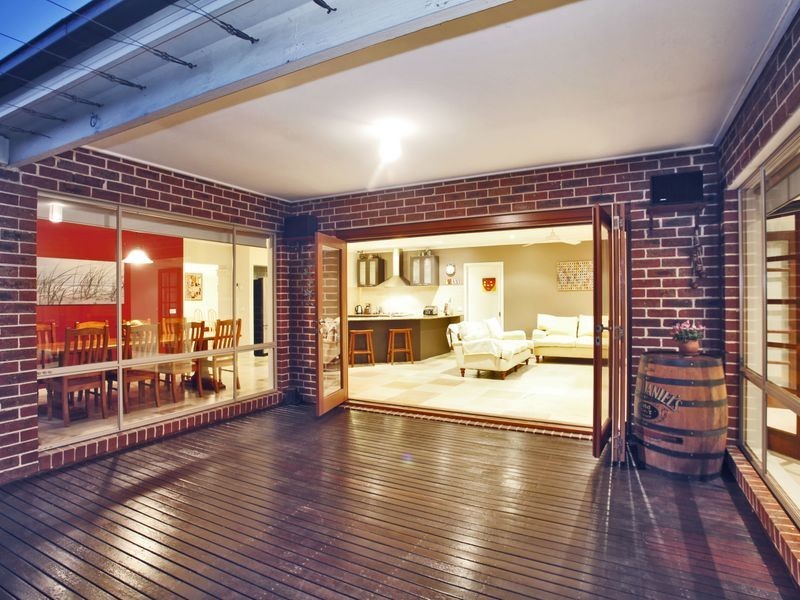 6 Lorne Court, Berwick VIC 3806