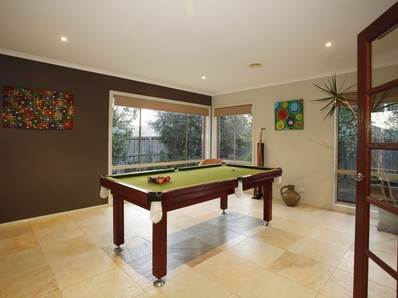 6 Lorne Court, Berwick VIC 3806