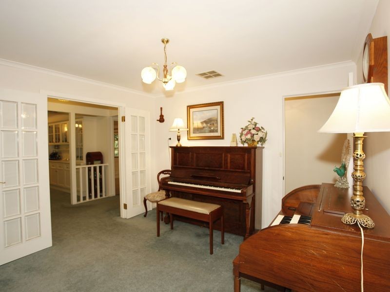 36 Scanlan Street, Berwick VIC 3806