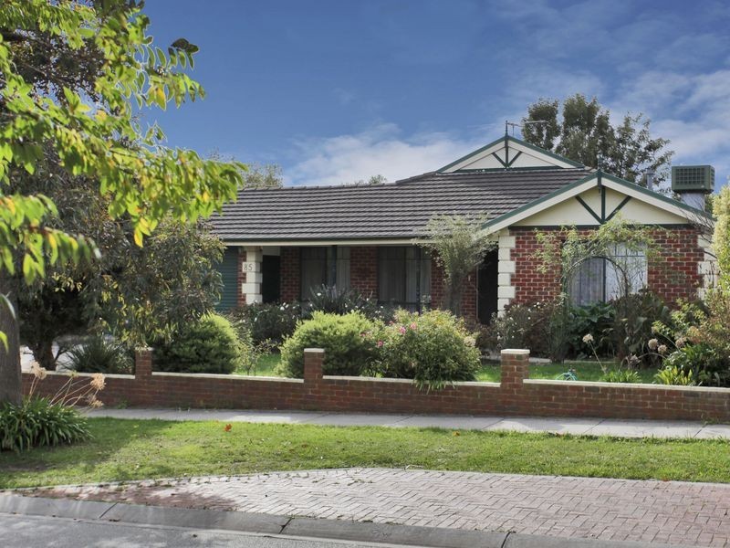 85 Avebury Drive, Berwick VIC 3806