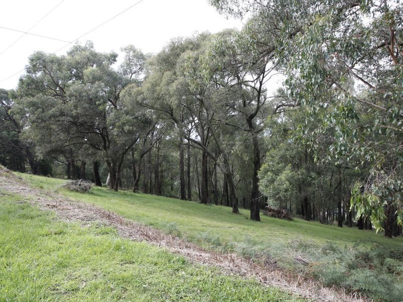 92 Cooinda Road, Beaconsfield VIC 3807