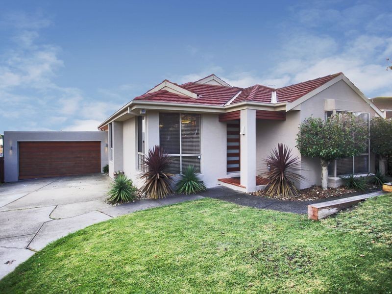 65 Hinrichsen Drive, Hallam VIC 3803