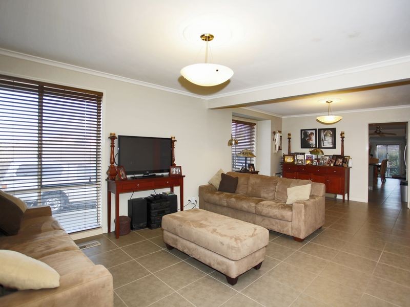 65 Hinrichsen Drive, Hallam VIC 3803