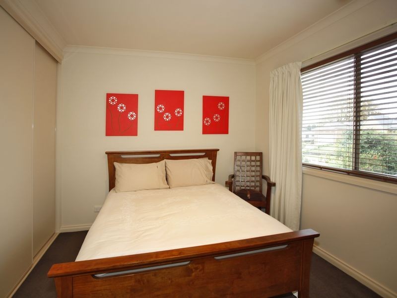 56 Inglis Road, Berwick VIC 3806