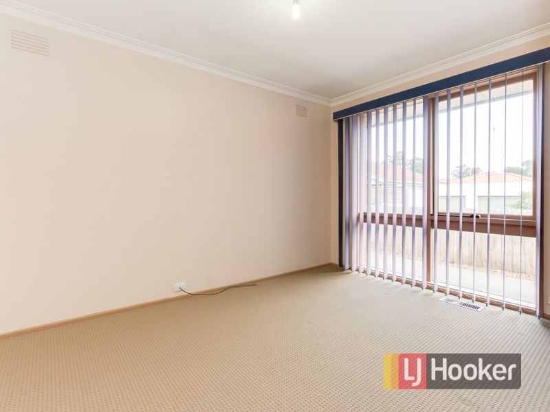 6 Millwood Avenue, Berwick VIC 3806