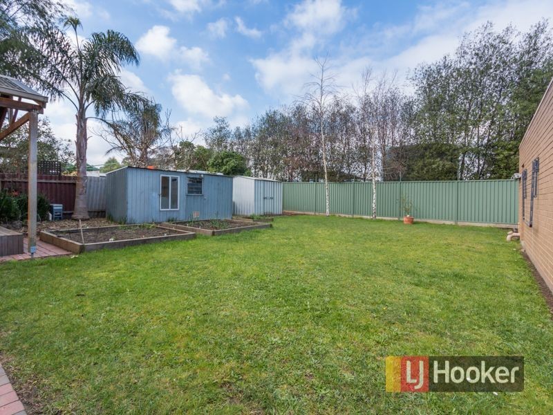 6 Millwood Avenue, Berwick VIC 3806