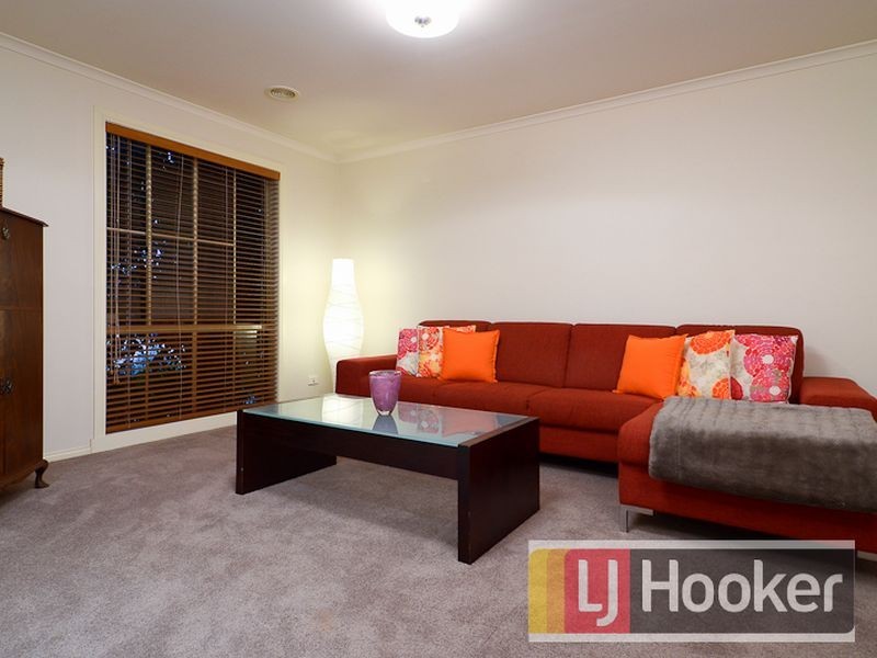 1 Harcourt Way, Berwick VIC 3806