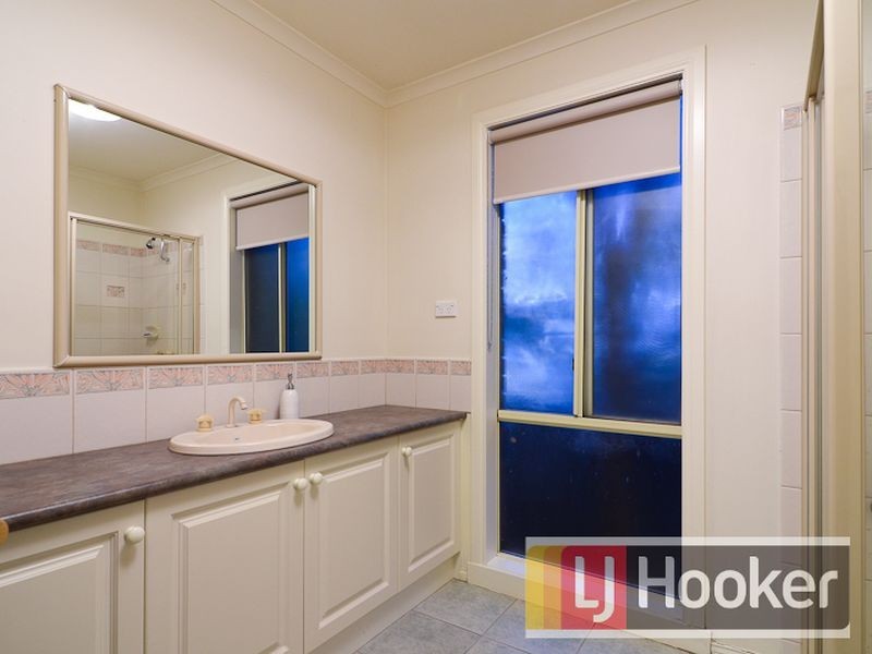 1 Harcourt Way, Berwick VIC 3806