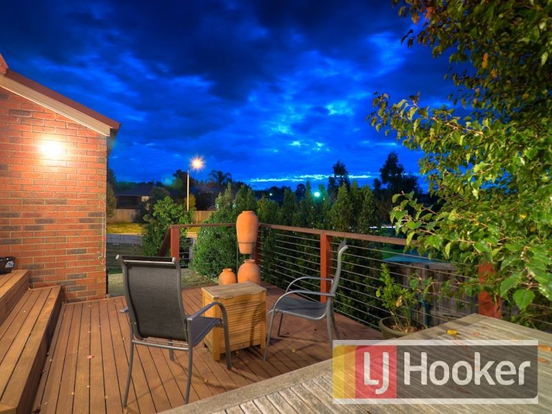 1 Harcourt Way, Berwick VIC 3806