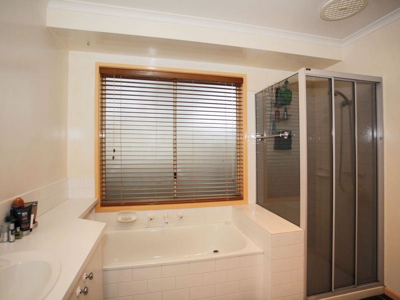 34B Mitre Crescent, Berwick VIC 3806