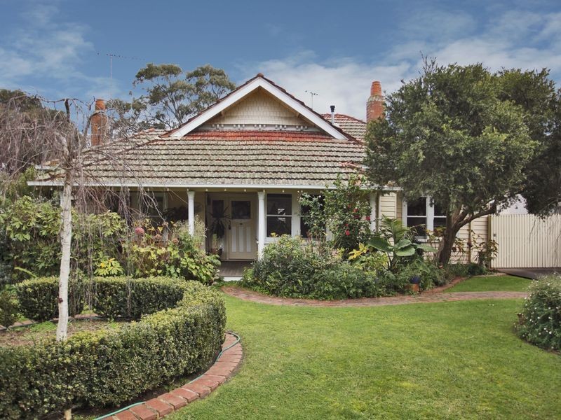 22 Station Street, Officer VIC 3809