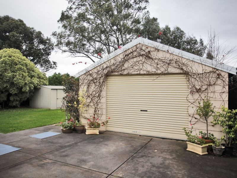 22 Station Street, Officer VIC 3809