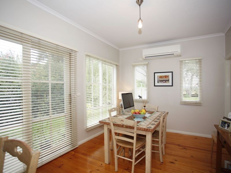 22 Station Street, Officer VIC 3809