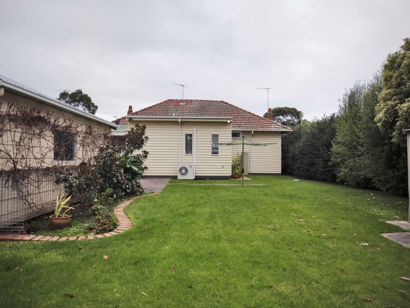 22 Station Street, Officer VIC 3809