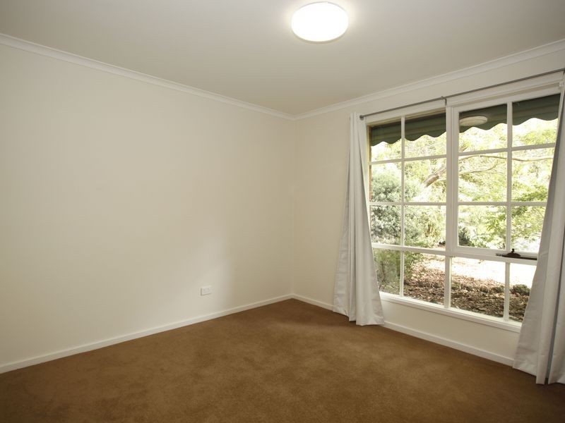 6 Strathavan Drive, Berwick VIC 3806