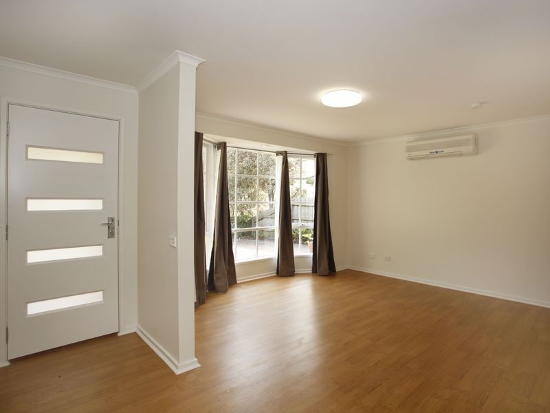 6 Strathavan Drive, Berwick VIC 3806