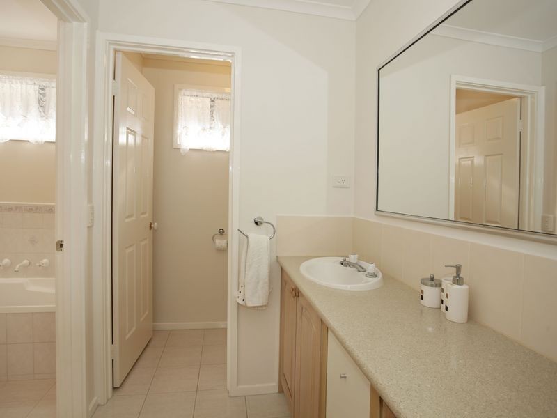 20 Gull Way, Narre Warren South VIC 3805